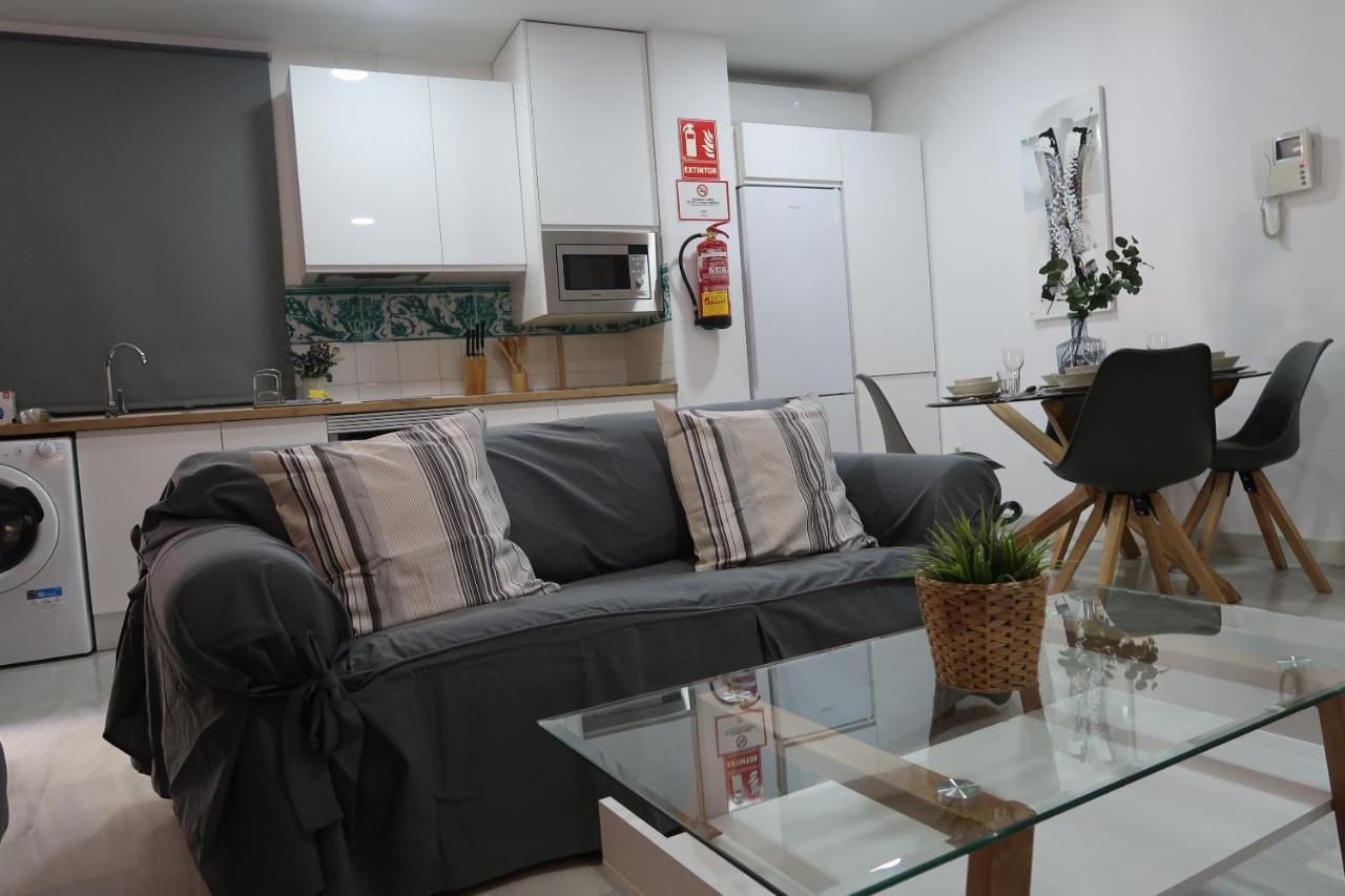 J & E Malaga Center Apartamentos Esterno foto