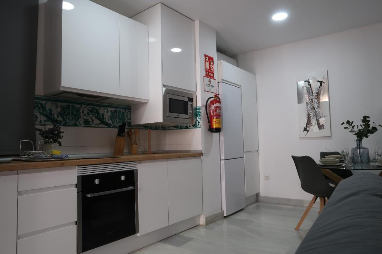 J & E Malaga Center Apartamentos Esterno foto