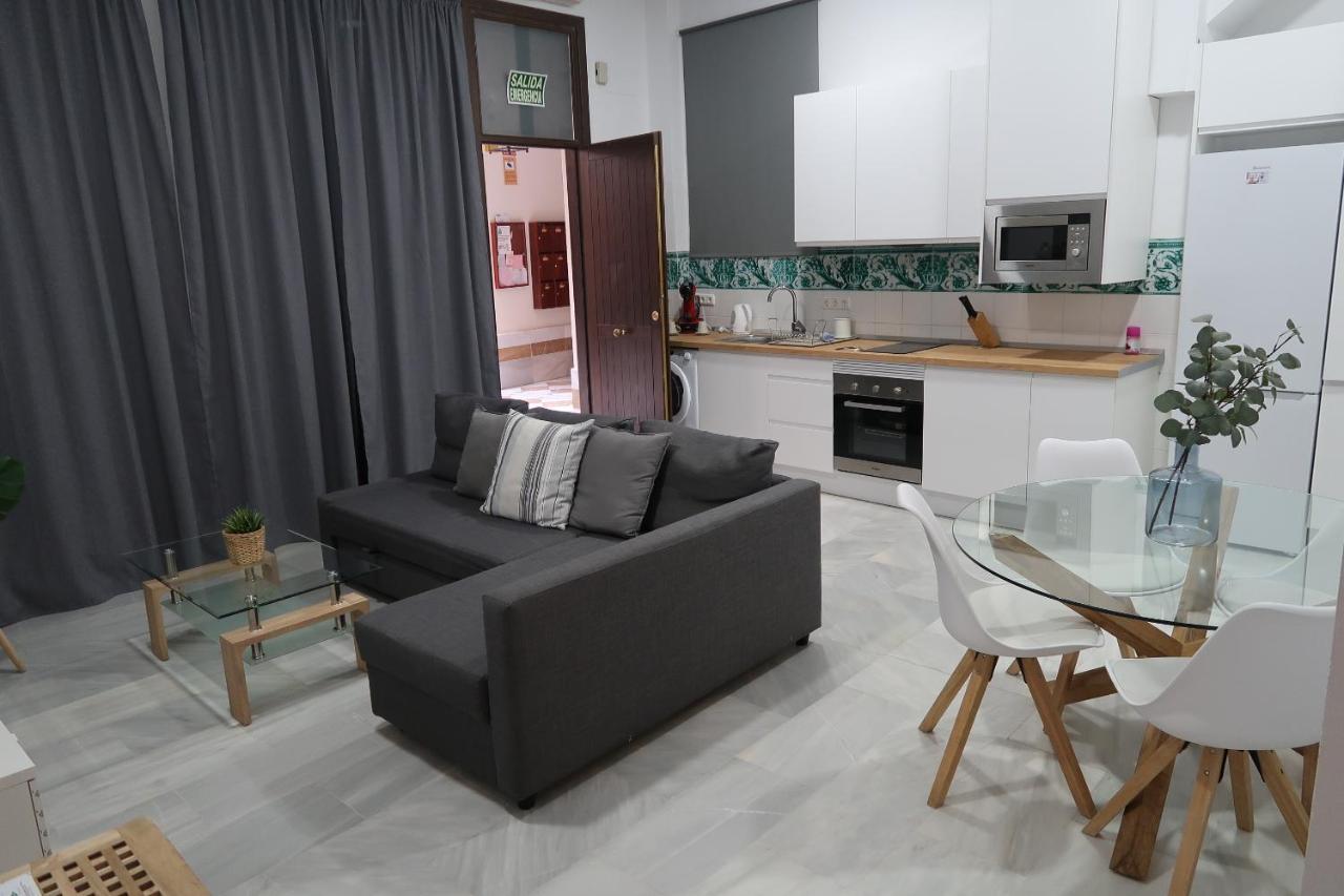 J & E Malaga Center Apartamentos Esterno foto