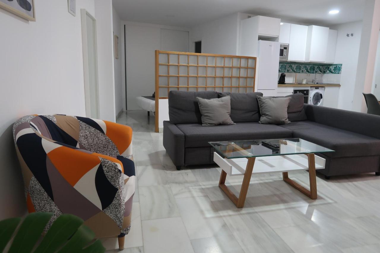 J & E Malaga Center Apartamentos Esterno foto