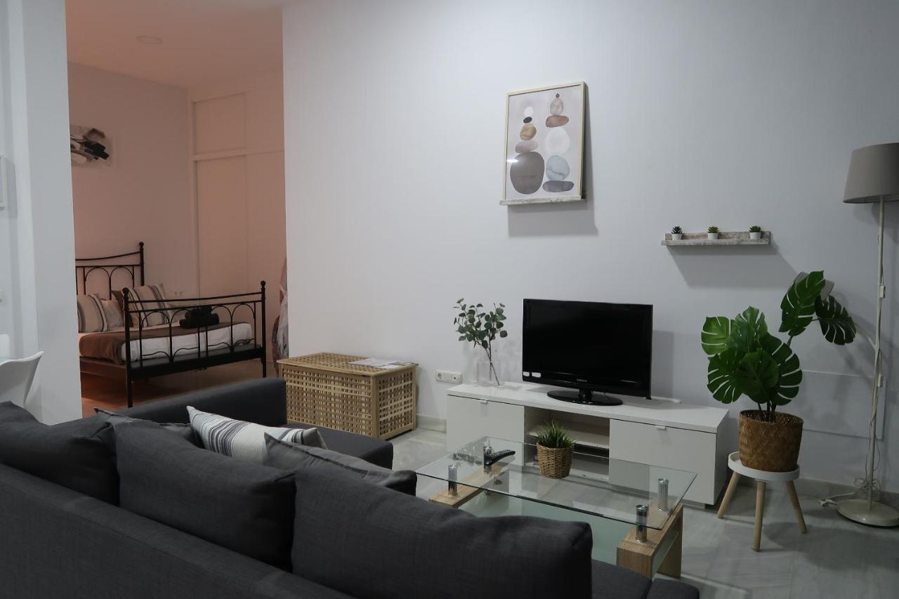 J & E Malaga Center Apartamentos Esterno foto