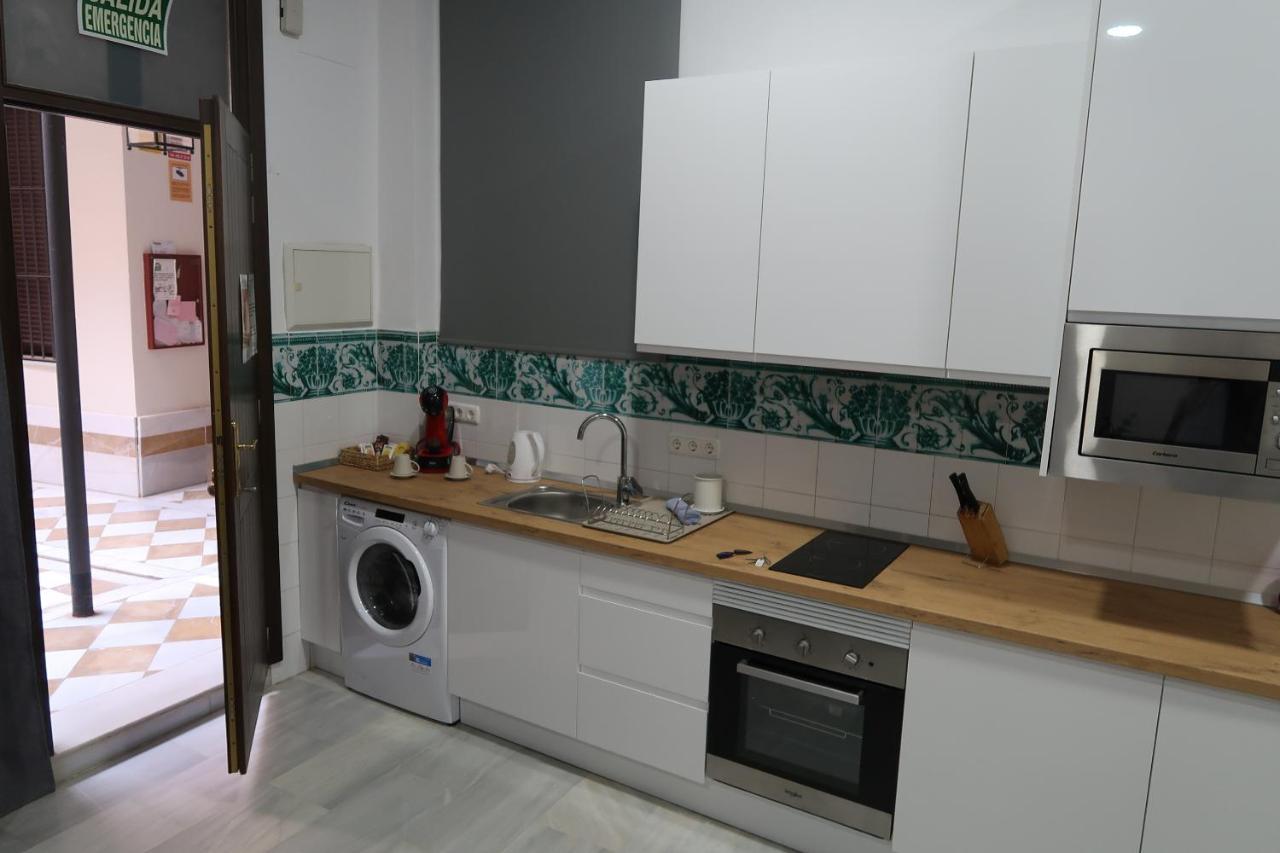 J & E Malaga Center Apartamentos Esterno foto